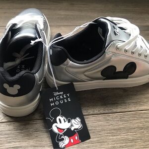 Brand New Disney Mickey Mouse Ladies Character Sneakers